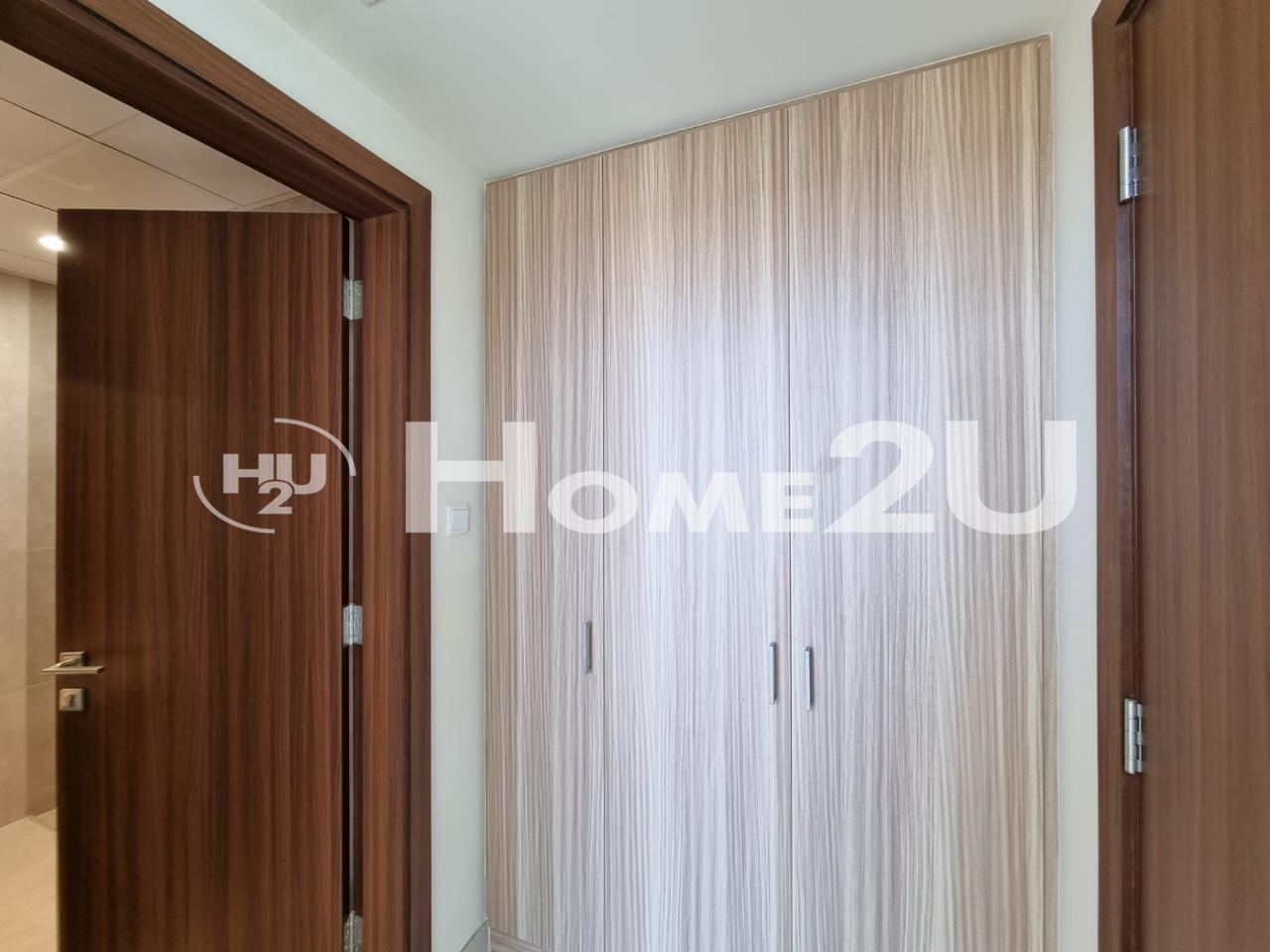 Home2u building